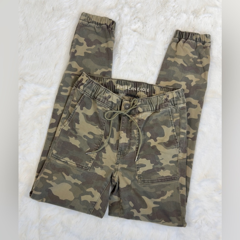 LIKE-NEW AEO NE(X)T LEVEL STRETCH SUPER SOFT JEGGING JOGGER